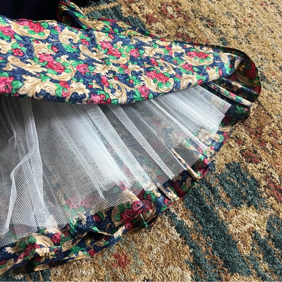 Vintage Velvet & Holiday Print Dress with Crinoline Skirt size 4 years - Picture 6 of 8